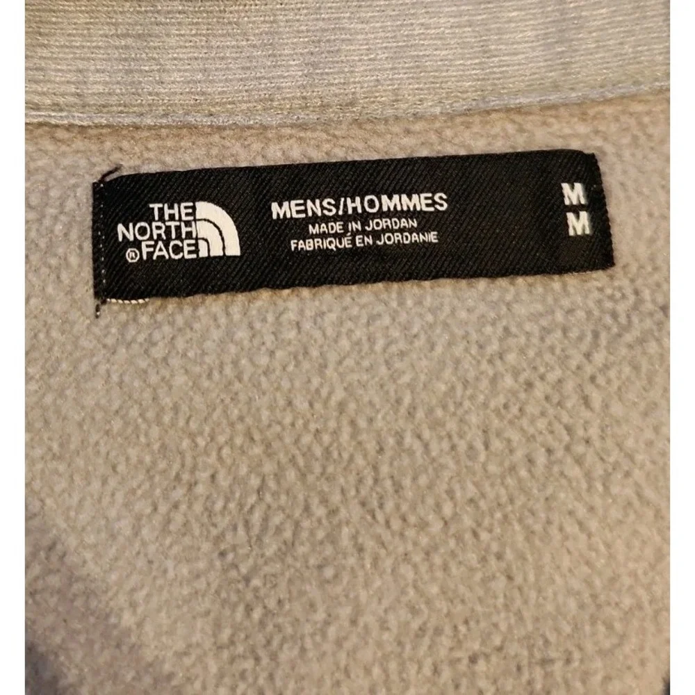 The North Face Men's Gray 1/4 Zip Pullover Mock Neck Long Sleeve Size Medium